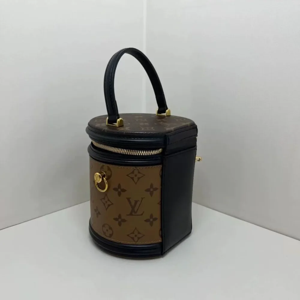 Louis Vuitton Women Pre-Loved Bag Very Good Condition